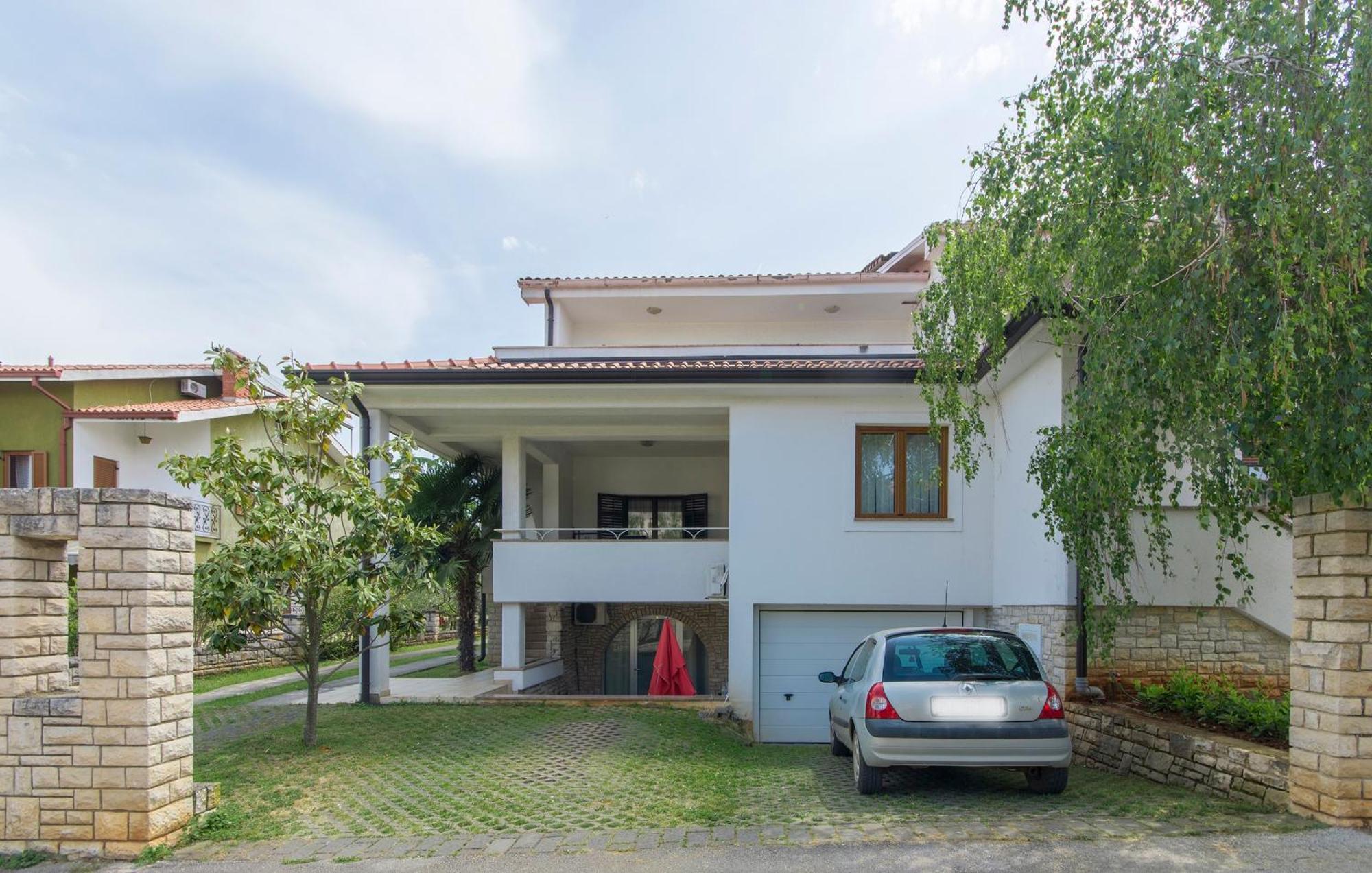 Navetta Apartment Пореч Екстериор снимка